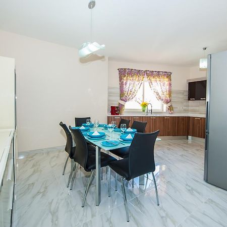 The Waves Holiday Apartment มาร์ซาชล็อก ภายนอก รูปภาพ