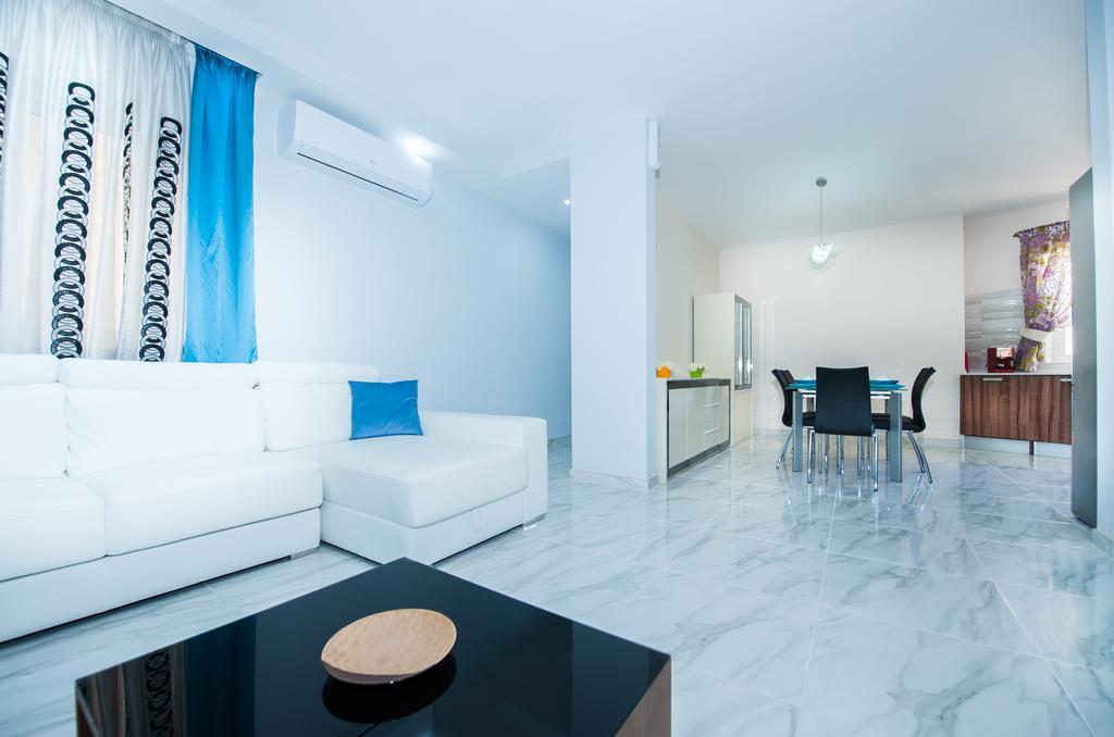 The Waves Holiday Apartment มาร์ซาชล็อก ภายนอก รูปภาพ