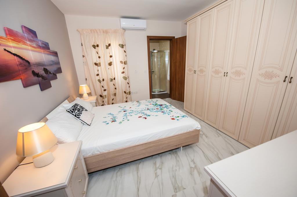 The Waves Holiday Apartment มาร์ซาชล็อก ภายนอก รูปภาพ